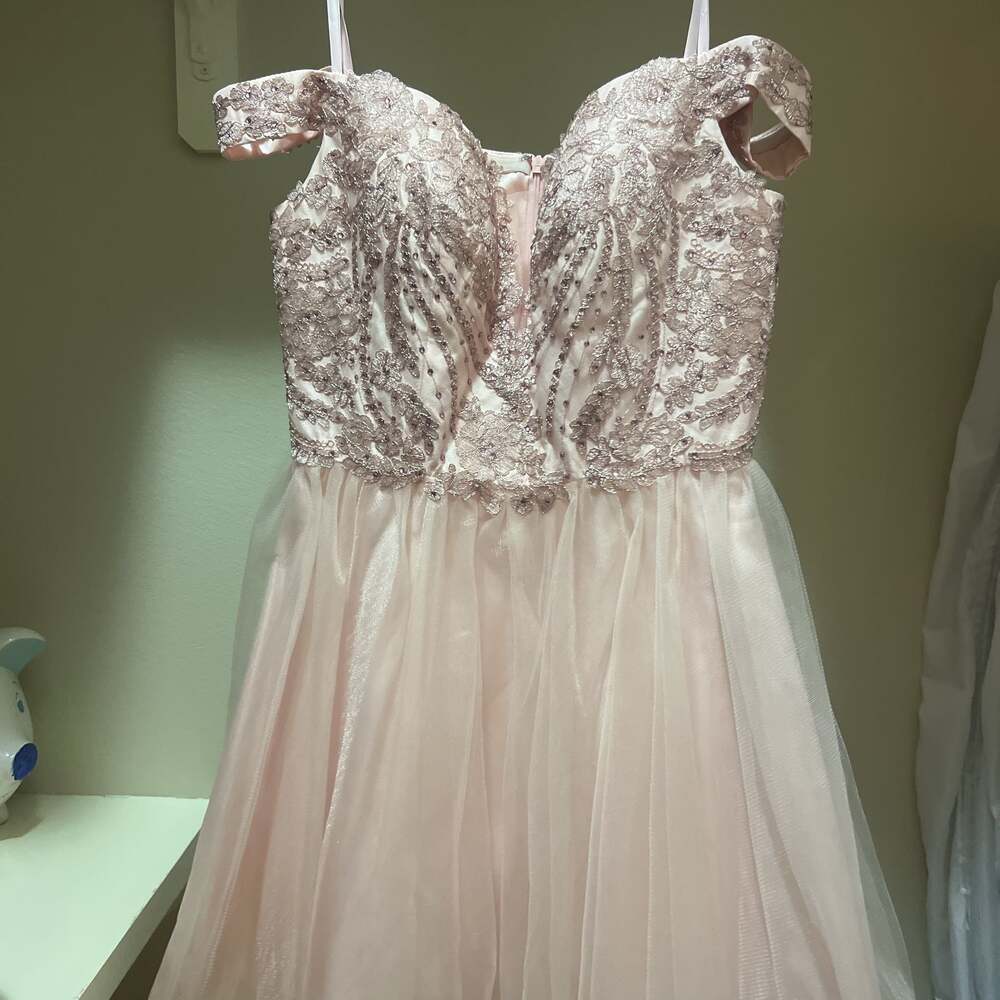 Pink Off-the-Shoulder Beaded & Tulle Formal Gown - Prom Quinceañera Dress
